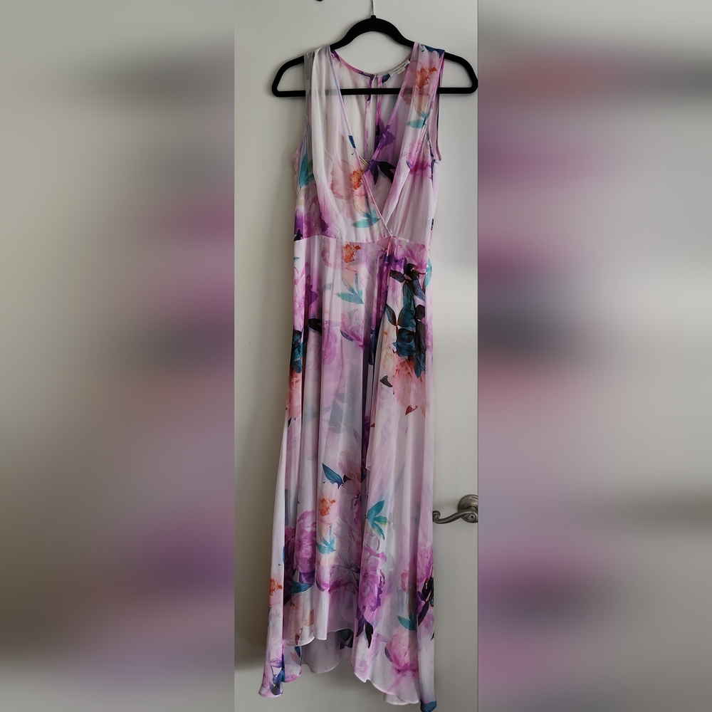 Calvin Klein Flowy Floral Dress Size 6